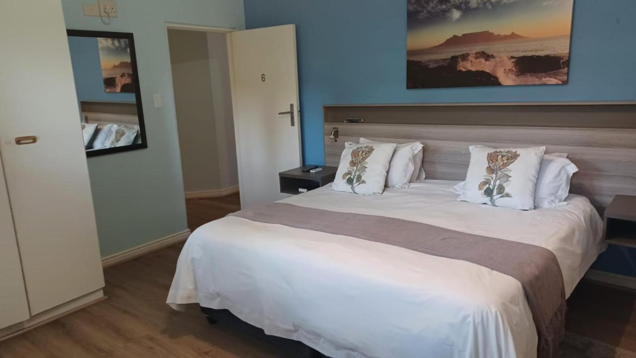 Outeniqua Inn George Eksteriør billede